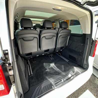 sky_automobiles_mercedes_9_places_5